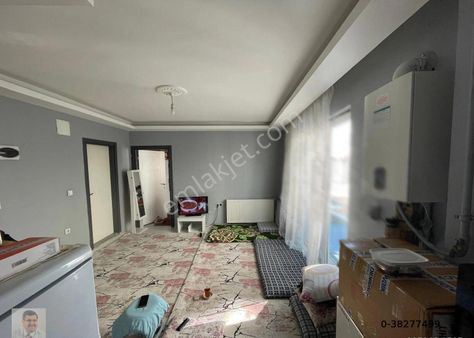 Van İpekyolu Serhat Mahalesi'nde İlhami Çakırtaş Emlak A.ş'den Serhat Mah. Satılık 1+1 Daire