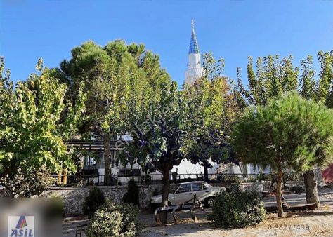 Turgutlu Derbent'de Satılık Müstakil 300m2 Ev