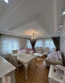 Van İpekyolu Cumhuriyet Mahalesi'nde İki Nisan Cad. İlhami Çakırtaş Emlak A.ş.'den Satılık 4+1 Daire