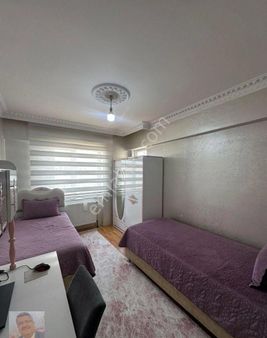 Van Tuşba Abdurahmangazi Mahalesi'nde İlhami Çakırtaş Emlak A.ş'den 4+1 Geniş Satılık Daire