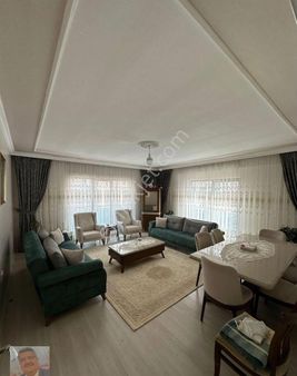 Van İpekyolu Alipaşa Mahallesinde Satılık 3+1 Daire