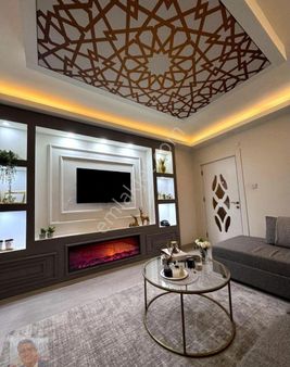 Van İpekyolu Şerefiye Mahallesi'nde Satılık Yeni Yapı 2+1