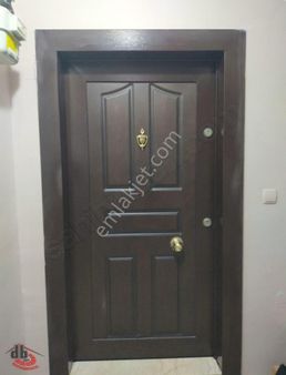 Gaziosmanpaşa Merkez Mah.düzlükte Geniş 1+1 Genç Binada