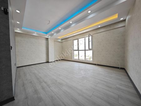 Mamak-ekin Mahallesinde Full Yapılı 3+1 Katta Satılık Sıfır Daire !!