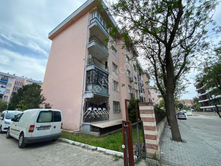 Kadınlar Denizinda Site İcerisinde 3 +1 Daire