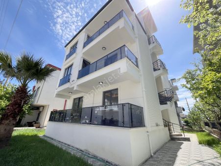 🔵🔵 Güç Gayrimenkul'den Akçay'da Ön Cephe Lüx Tasarımlı Sıfır Muhteşem 1+1 Daire