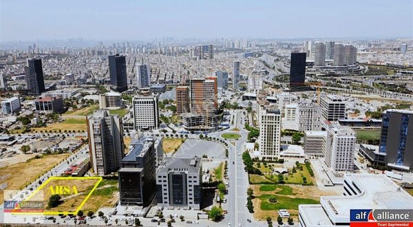 Mahmutbey Mia Da - Kot Avantajlı 3.801m2 Satılık Köşe Parsel