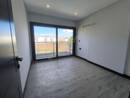 Tek Müstakil 3+1 Geniş Villa