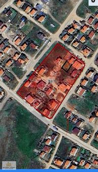 Yeniçiftlik Sahile 1km 130 M2 Villa İmarlı Arsa