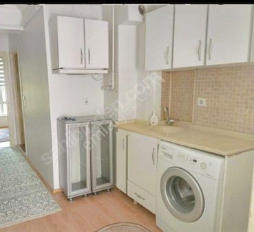 Sütlüce Mah.kiracılı Arakat Eşyalı Satılık 1+1