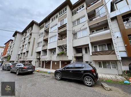Gür Emlak'tan Garajlı Çift Balkon Ultrageniş Daire