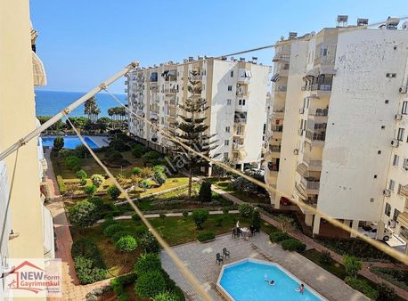 New Form'dan Davultepede Havuzlu Sitede 2+1 Eşylı Satılık Daire