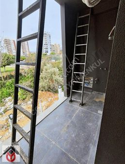 Coşkun Gayrimenkul'den Satılık İkiz Villa