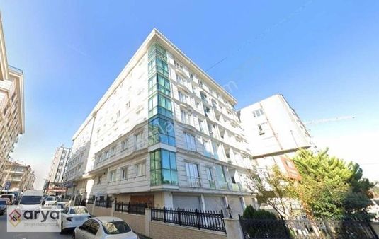 Mahmutbey Caddesi Üzerinde , Site İçi Geniş Kullanışlı 3+1 Daire