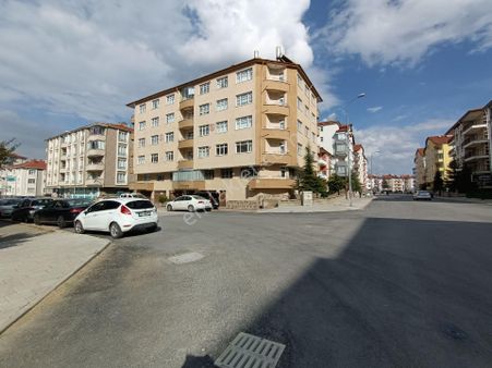 Abit Gm Yarenler Doğpa Cvr 3+1 Garajlı 2.kat Satılık Köşe Daire