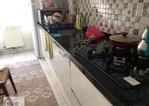 Çankaya Kollej Metro Ya Yakın Mahmutesatta Yapılı Satılık 2+1