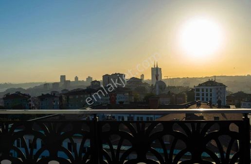 Acil Beşiktaş'ta Yeni Binada Boğaz Manzaralı 3+1 Dublex Daire