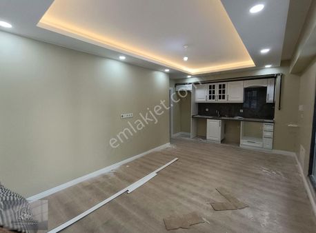 Sulyapıdan Bağlarda Otoparklı 0 1+1 Yüksek Giriş Satılık Daire