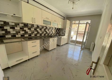 Poyraz Emlaktan Emek Mahallesinde 3+1 125 M² Satılık Daire