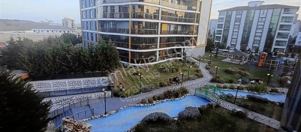 Çerkezköy Tepe De Lüks Site İçerisinde 3+1 Satılık Daire