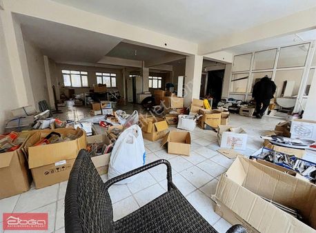 Çekmeköy Mimarsinan Mahallesinde 120 M2 Ofis , Büro