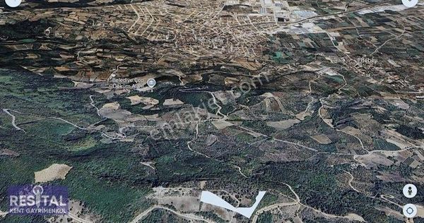 Süle Köyde 3 Tarafı Ormanla Çevrili, Yolla Cepheli Tarla