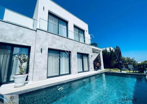 Yahşi'de Güvenlikli Sitede 4+1 Müstakil Havuzlu Eşyalı Villa