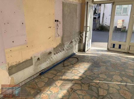 Aktaş 'tan Ortabağlar 'da Hastaneye Yakın Kiralık Dükkan
