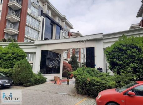 Emlak Bölgesi Semilyon Konakları Satılık 3+1 Bahçe Katı Daire