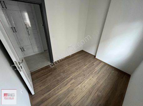 Riga'dan Satılık Kütükcü Mah. 2+1 90 M2 Asansörlü Sıfır Daire