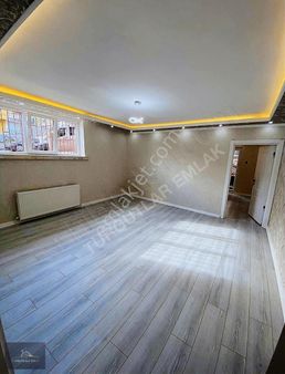 Turgutlar'dan Danışment'te Giriş Mega Lüks Yapı Kaçmaz.!