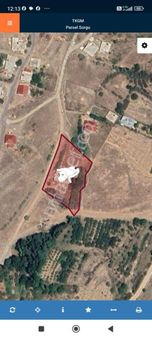 1550m2 Yol Elektrik Su Mevcut Tarla