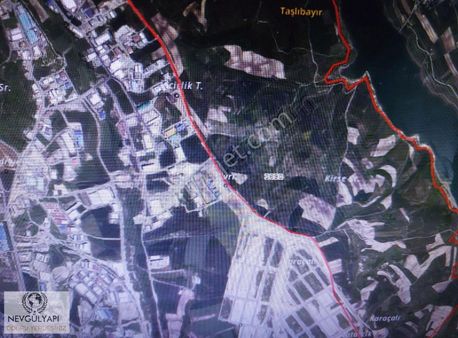 Arnavut Köyde Nevgül Yapıdan Satılık Arsa