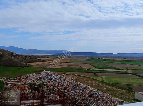 Aydın Söke Sarıkemer Mah 1360 M2 Arsa Ev