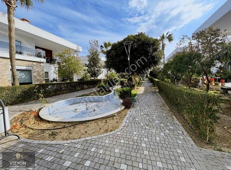 Sorgunun En Güzel Sitesinde 4+1 Satılık Daire