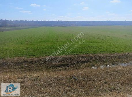 Tozaklıda Asfalt Cephe Parseller