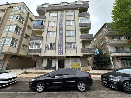 Kartal Sahile Ve Marmaraya Çok Yakın 3+1 Satılık Daire