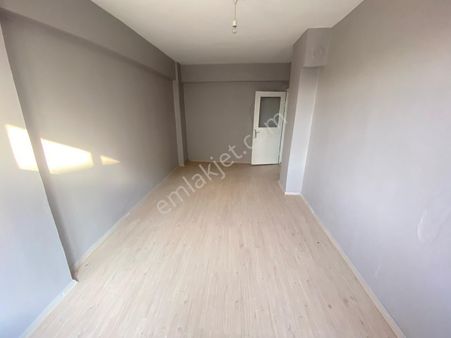 Aydoğan'dan 2+1 90 M2 3.kat Satılık Daire