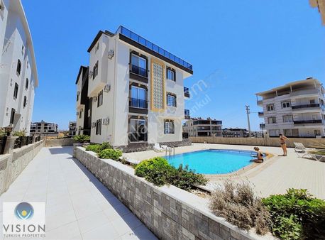 Didim Efelerde Terasında Havuzu Olan Deniz Manzaralı 3+1 Dublex