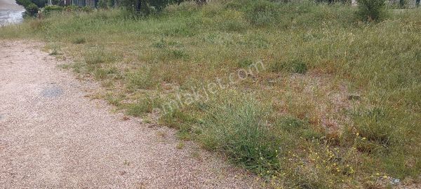 Akustik Emlaktan Satılık T. İmarlı Arsa