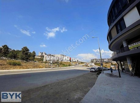 Byk' Dan Center' Da! Cadde Cepheli! Kiralık Dükkan!detaylı Bilgi