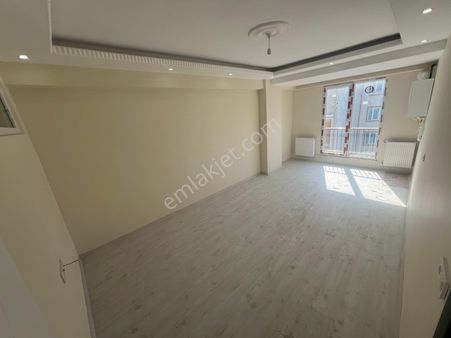Arnavutköy Hadımköy Mah Merkezi Konum 2+1 100 M2 Lüx Daire