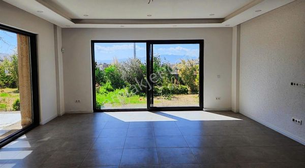 Akyarlar'da Butık Sıte İçinde Triplex Villa