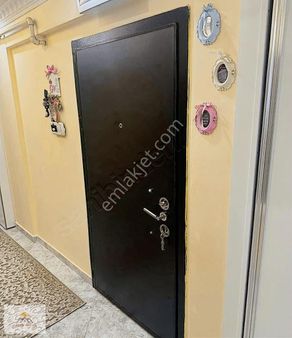 Güler Emlak'dan Lüxs Yapı 1.kat Ön Cephe Merkezi Konum