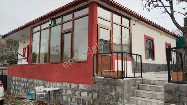 Hacılar Yediağaç Mevki Satılık Bahçeli Bağ Evi