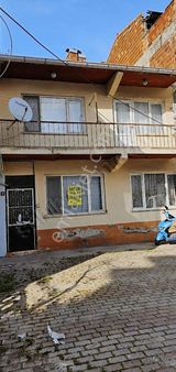 196m Bitişik Nizam 4kat Dükkan Merkezi Konumda İki Katlı Evi Ola