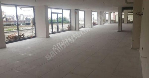 30metre Yol Cepheli Tek Katta 300m² Satılık Fırsat Dükkan