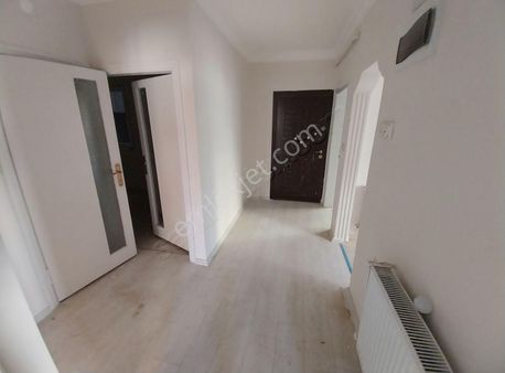 Merkezi Konumda Yenilenmiş 3.kat 3+1 Daire