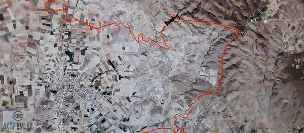 Aktif Emlak'tan Satılık Tarla Çıkrık Kasabasında 5370 M2