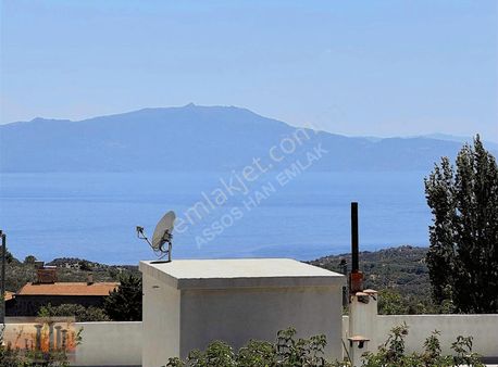 Assos Han Emlak'tan Sazlı Köyünde Satılık İmarlı Arsa